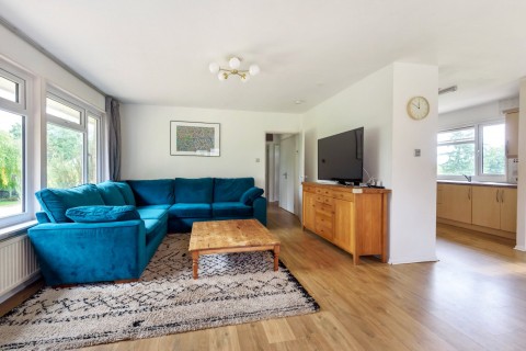 Click the photo for more details of Green Lane, Churt, Farnham, GU10