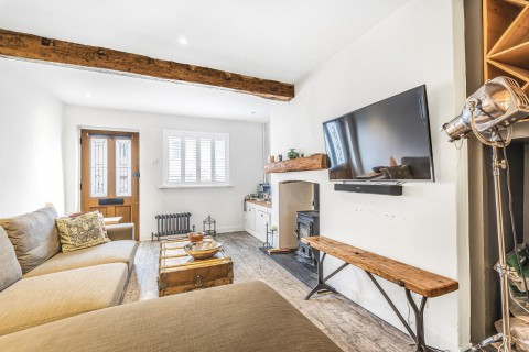 Click the photo for more details of Red Lion Lane, Farnham, GU9