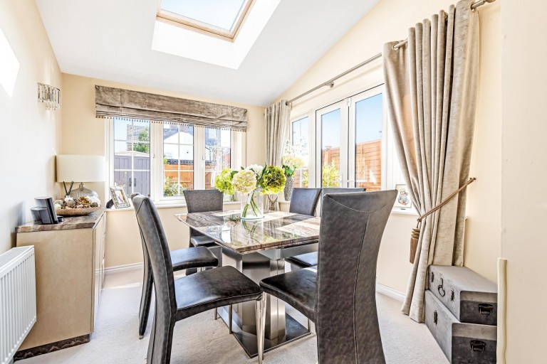 Images for Montague Mews, Farnham, GU9