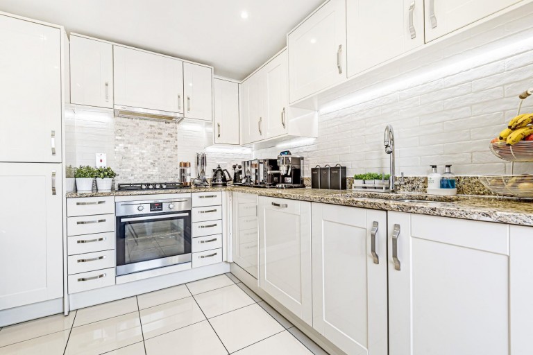 Images for Montague Mews, Farnham, GU9