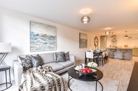 Click the photo for more details of East Street, Farnham, GU9