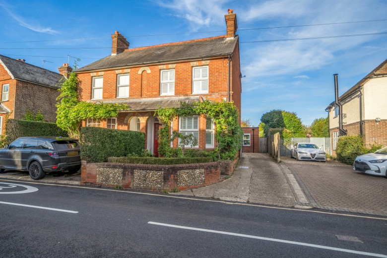 Click the photo for more details of Crondall Lane, Farnham, GU9