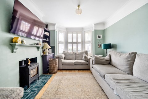 Click the photo for more details of Crondall Lane, Farnham, GU9