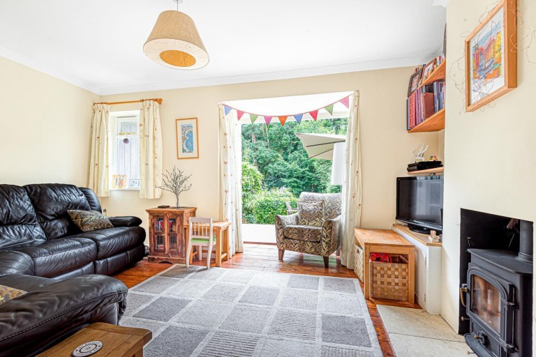 Images for Old Compton Lane, Farnham, GU9