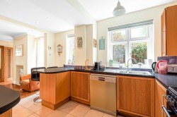 Images for Old Compton Lane, Farnham, GU9