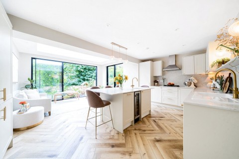 Click the photo for more details of Wrecclesham, Farnham, Surrey