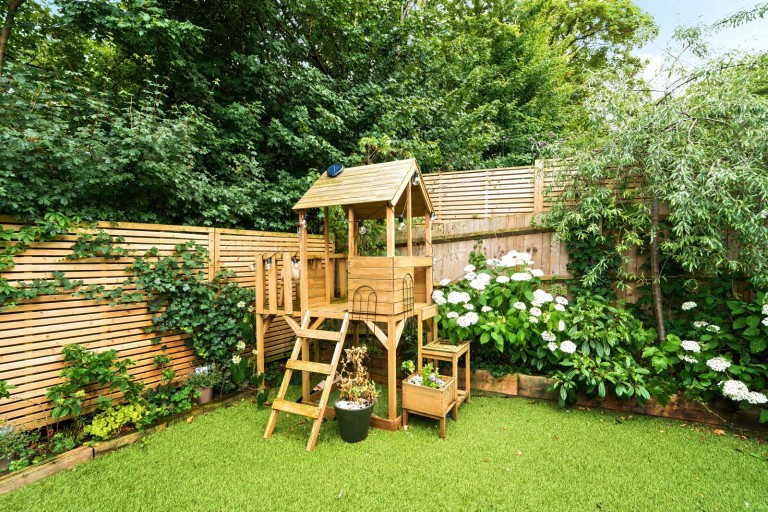 Images for Wrecclesham, Farnham, Surrey