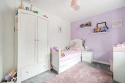 Images for Folly Lane North, Farnham, Surrey