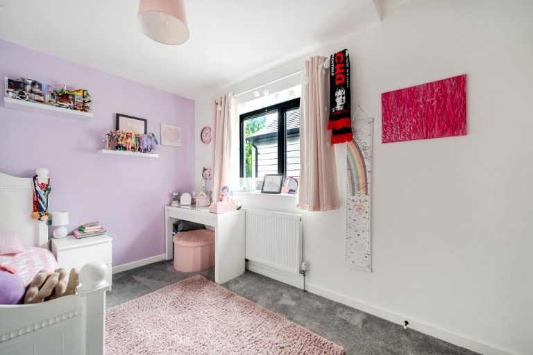 Images for Folly Lane North, Farnham, Surrey