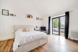 Images for Folly Lane North, Farnham, Surrey