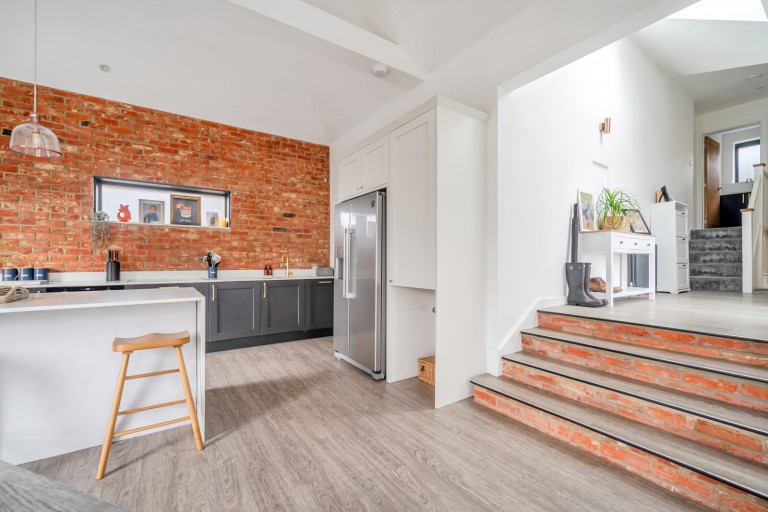 Images for Folly Lane North, Farnham, Surrey