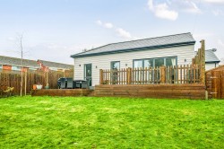 Images for Folly Lane North, Farnham, Surrey