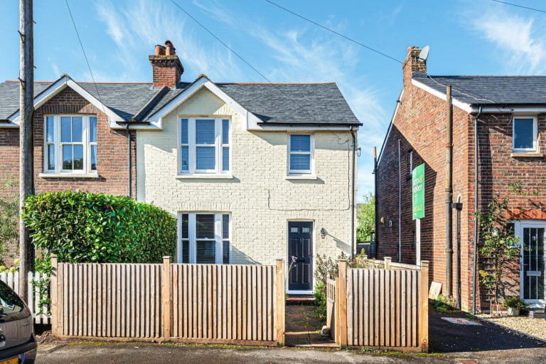 Images for Edward Road, Farnham, GU9
