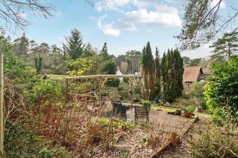 Images for Smugglers Way, The Sands, Surrey