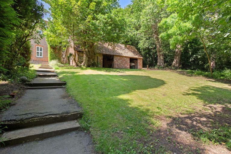 Images for Compton Cottages, Moor Park Way, Farnham, GU9