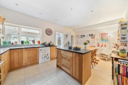 Images for Edward Road, Farnham, GU9