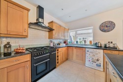 Images for Edward Road, Farnham, GU9