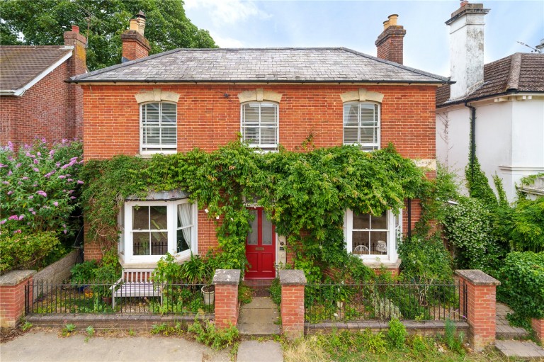 Images for West End Grove, Farnham, GU9