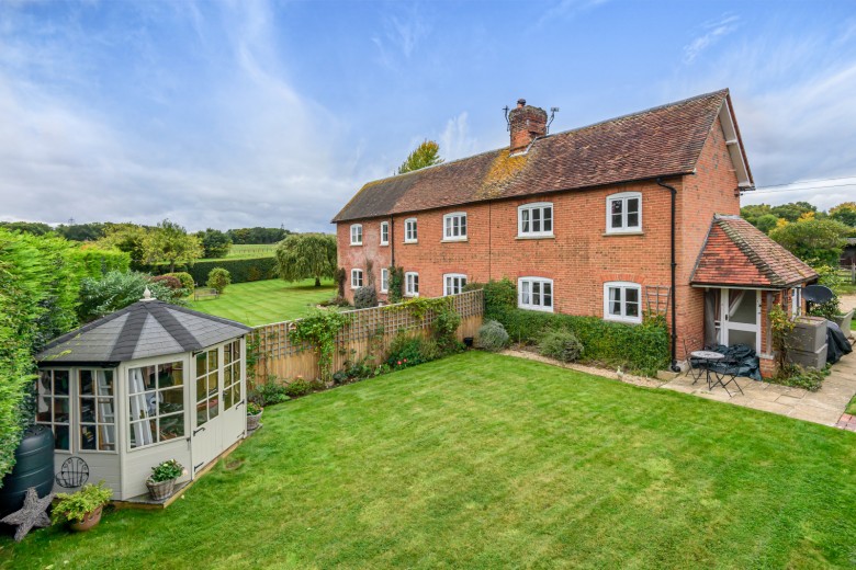 Click the photo for more details of Sprats Hatch Farm Cottages, Sprats Hatch Lane, Dogmersfield, RG27