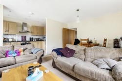 Images for Warren Close, Farnham, GU9