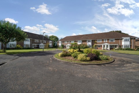 Click the photo for more details of Trafalgar Court, Farnham, GU9