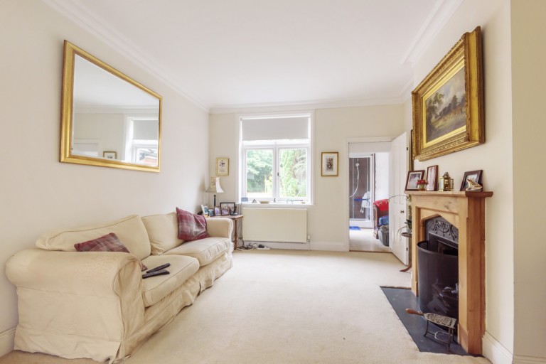 Images for The Street, Frensham, Farnham, GU10