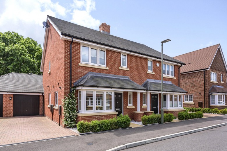 Click the photo for more details of Skylark Place, Badshot Lea, Farnham, GU9