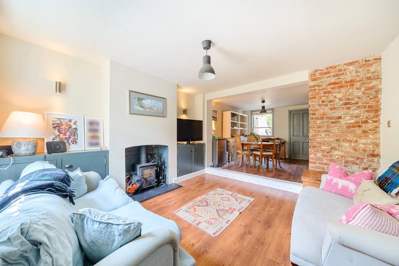 Click the photo for more details of Guildford Road, Farnham, Surrey