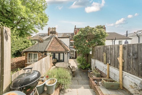 Click the photo for more details of Guildford Road, Farnham, Surrey