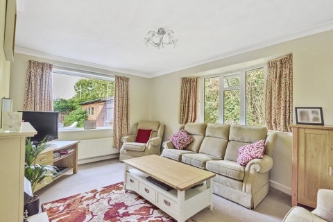 Click the photo for more details of Low Lane, Badshot Lea, Farnham, GU9
