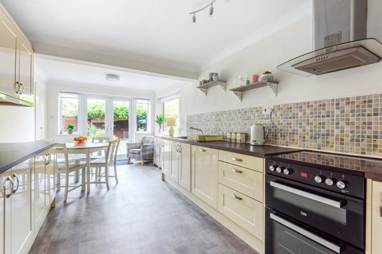 Images for Low Lane, Badshot Lea, Farnham, GU9
