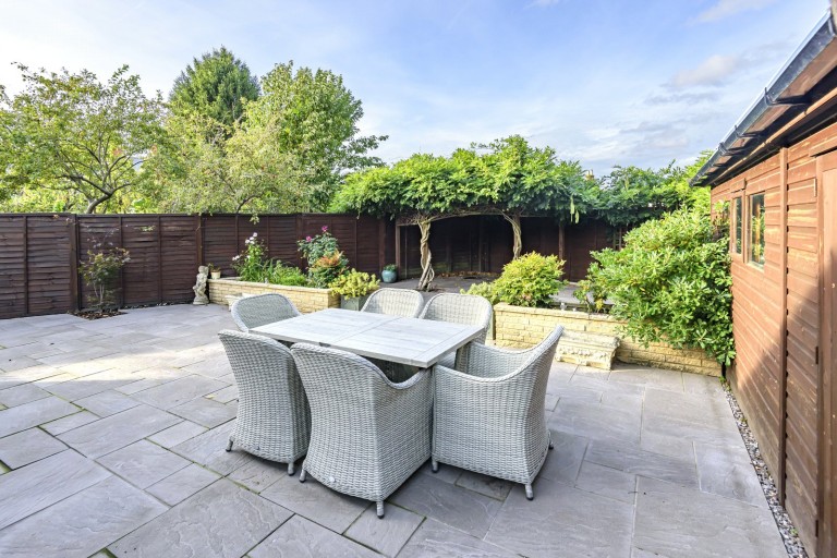 Images for Low Lane, Badshot Lea, Farnham, GU9