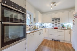 Images for Boundstone Road, Wrecclesham, Farnham, GU10