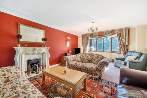 Click the photo for more details of Old Farnham Lane, Farnham, GU9