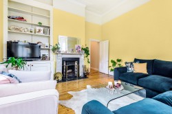 Images for Aveley Lane, Farnham, GU9