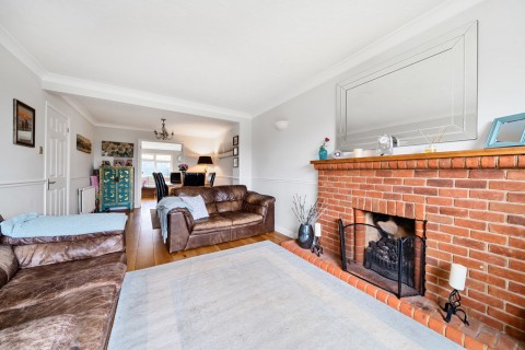 Click the photo for more details of Upper Hale Road, Farnham, GU9