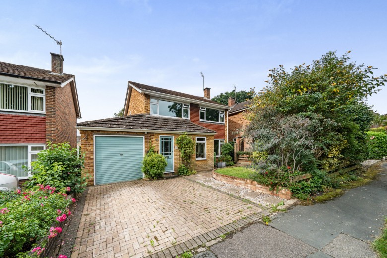 Click the photo for more details of Woodbourne, Farnham, GU9
