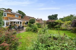 Images for Woodbourne, Farnham, GU9