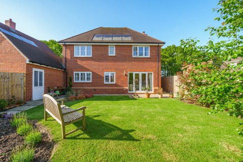 Click the photo for more details of Wanborough Way, Ash Green, GU12
