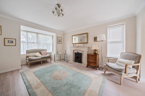 Click the photo for more details of Westbury Gardens, Farnham, GU9