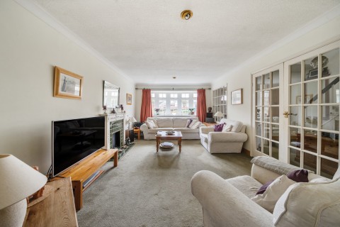 Click the photo for more details of Woodcut Road, Wrecclesham, Farnham, GU10