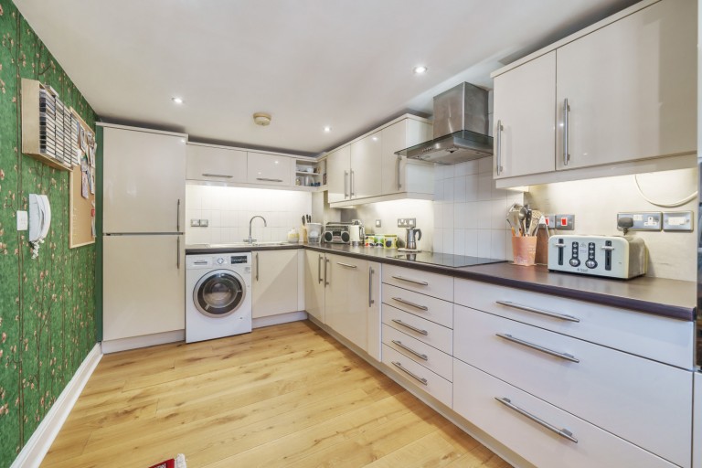 Images for Bear Lane, Farnham, GU9