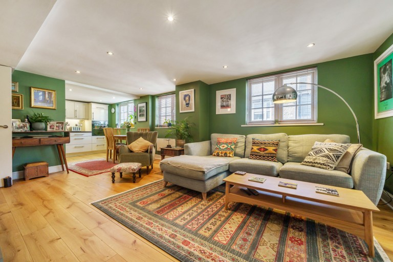 Images for Bear Lane, Farnham, GU9