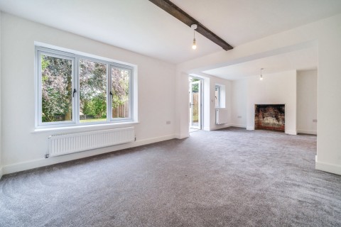 Click the photo for more details of Sunnydell Lane, Wrecclesham, Farnham, GU10