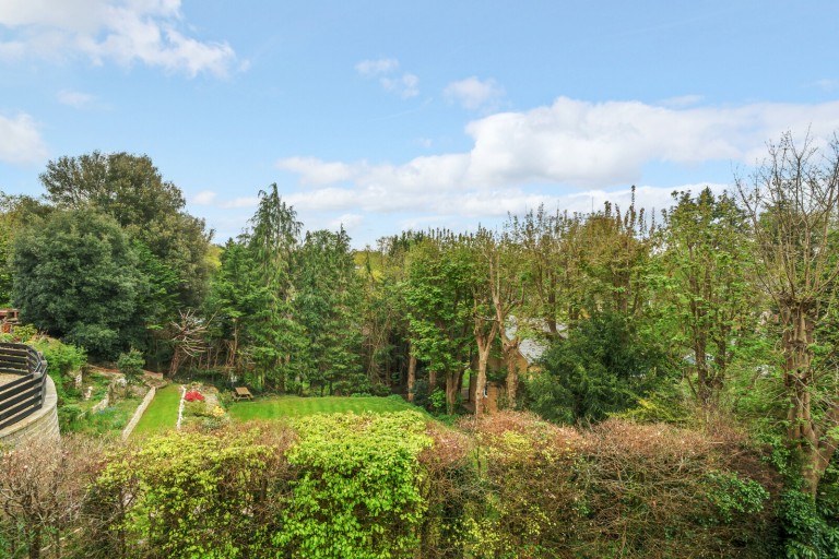 Images for Shortheath Road, Farnham, GU9