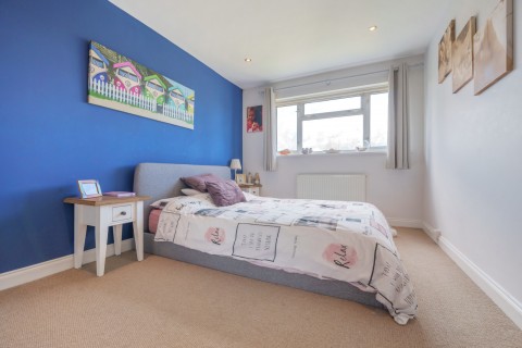 Click the photo for more details of Beldham Road, Farnham, GU9