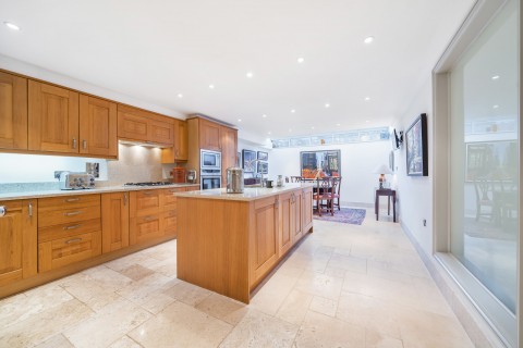 Click the photo for more details of The Grove, Farnham, GU9