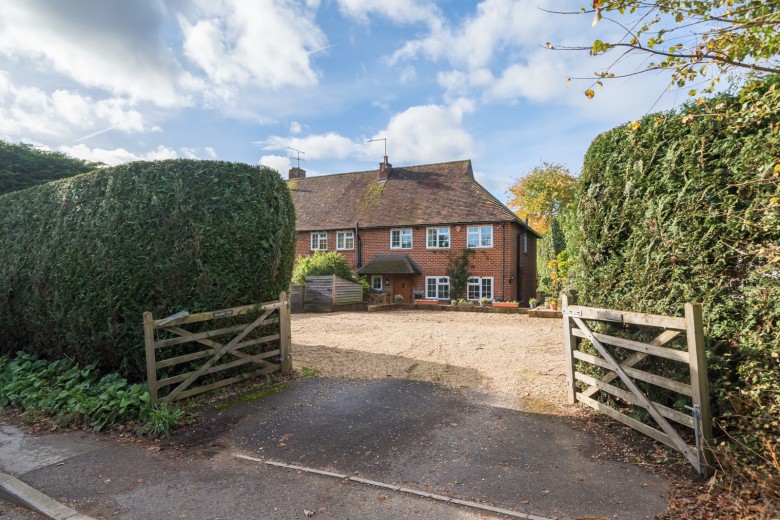 Click the photo for more details of Tilford Street, Tilford, Farnham, GU10