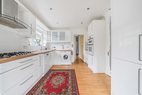 Click the photo for more details of St. James Avenue, Farnham, GU9