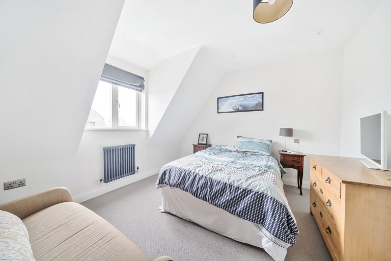 Images for Old Knowle Square, Farnham, Surrey